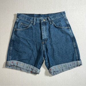 100% Cotton Denim Rainbow 90s High Waisted Mom Shorts by Wrangler, Size 30